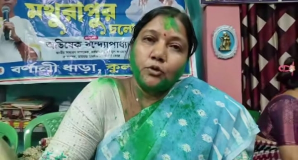 তৃণমূল কংগ্রেসের প্রার্থী বর্ণালী ধাড়া