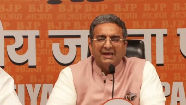 গৌরব ভাটিয়া