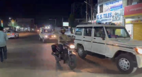 পুলিশের টহলদারি