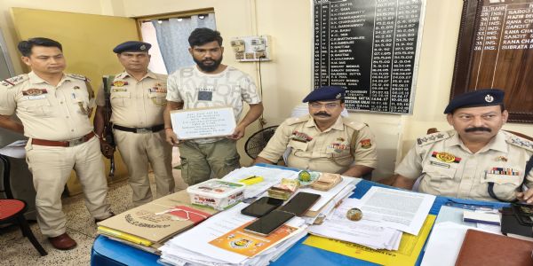 আড়ালিয়ায় নেশা বিরোধী অভিযানে বড় সাফল্য, ব্রাউন সুগার-ইয়াবা সহ গ্রেফতার ১