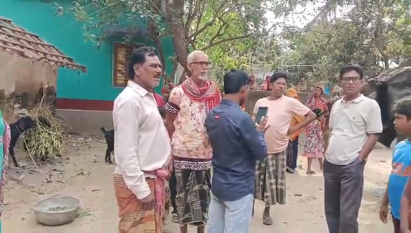 শিশু মৃত্যুর ঘটনায় চাঞ্চল্য