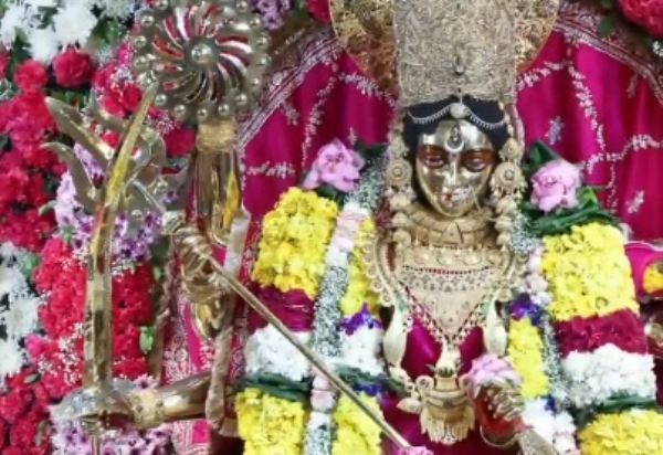 চৈত্র নবরাত্রির সূচনা, মাতা শৈলপুত্রী রূপে পূজিতা দেবী দুর্গা