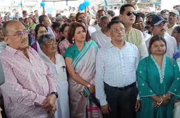 চুঁচুড়াতে সদর হাসপাতালে