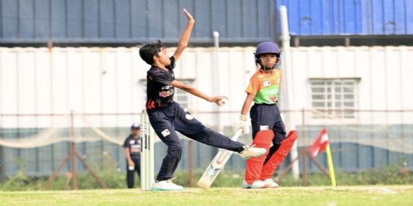 বেবি লিগ ক্রিকেটে কচিকাঁচাদের ব্যাটে-বলে জমজমাট লড়াই, নজর কাড়লেন আদিত্য ও সৌভিক