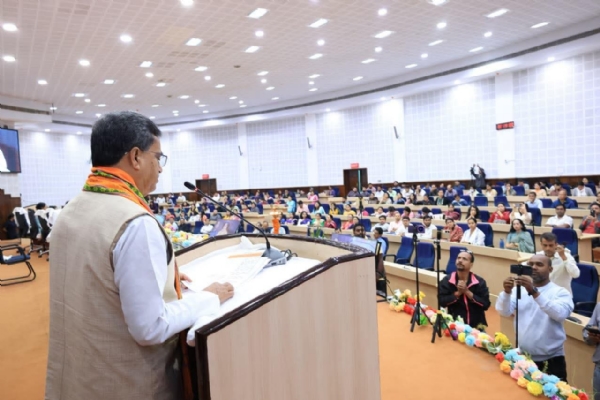 মুখ্যমন্ত্রী ডাঃ মানিক সাহা মুখ্যমন্ত্রী ডাঃ মানিক সাহা