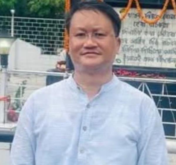 হাফলঙে কংগ্রেস প্রার্থী নির্মল লাংথাসা হাফলঙে কংগ্রেস প্রার্থী নির্মল লাংথাসা