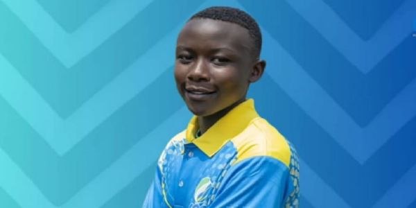 ১৫ বছর বয়সে সেঞ্চুরি করে ইতিহাস গড়লেন রুয়ান্ডার ব্যাটার