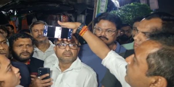 বরানগরে ভোটের আগে বিজেপি–তৃণমূল সংঘর্ষ, যানজট গোপাল লাল ঠাকুর রোড