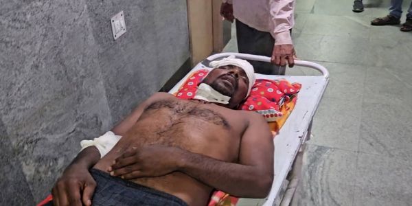 সুন্দরবনে বাঘের কামড়ে জখম মৎস্যজীবী, চলছে চিকিৎসা