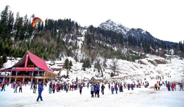 অপরূপ সৌন্দর্য্য কাশ্মীরে, হিমাচলে বৃষ্টি ও তুষারপাতের পূর্বাভাস