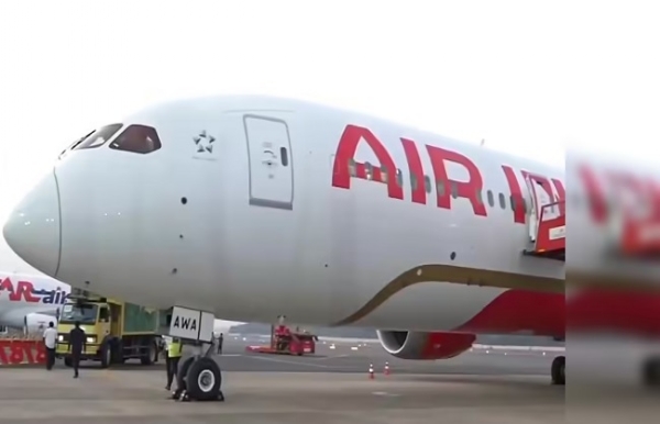 সাত ঘণ্টা আকাশে থাকার পর দিল্লিতে ফিরল এয়ার ইন্ডিয়ার লন্ডনগামী বিমান