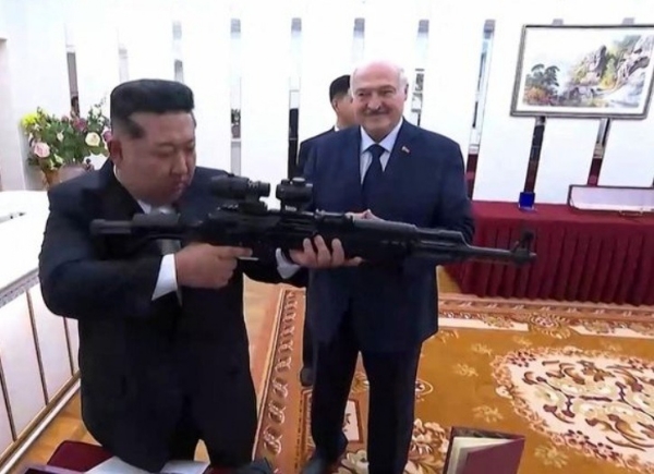 রাশিয়ার পাশে উত্তর কোরিয়া-বেলারুশ, কিম-লুকাশেঙ্কোর বৈঠকে সহযোগিতা চুক্তি রাশিয়ার পাশে উত্তর কোরিয়া-বেলারুশ, কিম-লুকাশেঙ্কোর বৈঠকে সহযোগিতা চুক্তি