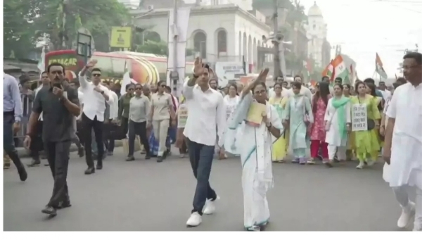 মমতা বন্দ্যোপাধ্যায়, অভিষেক বন্দ্যোপাধ্যায়