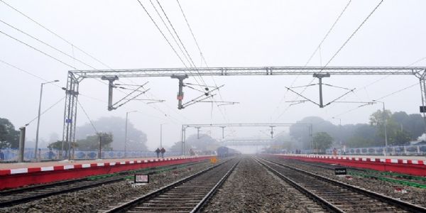 ২০২৫-২৬ অর্থবর্ষে ৩৫টি ট্রেনের গতিবেগ বৃদ্ধি, ট্রেন পরিচালনায় গতি ও কর্মদক্ষতার অগ্রগতি এনএফ রেলের