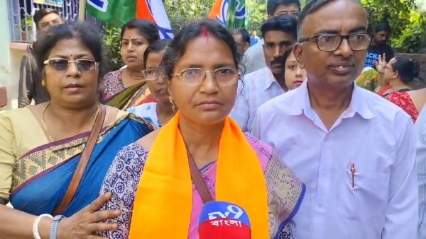 আভয়ার মা প্রচারে আভয়ার মা প্রচারে