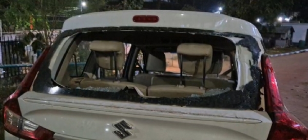 গাড়ি ভাঙচুর