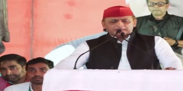 নয়ডার সবথেকে বেশি উন্নতি সপা-ই করেছে, দাবি অখিলেশের