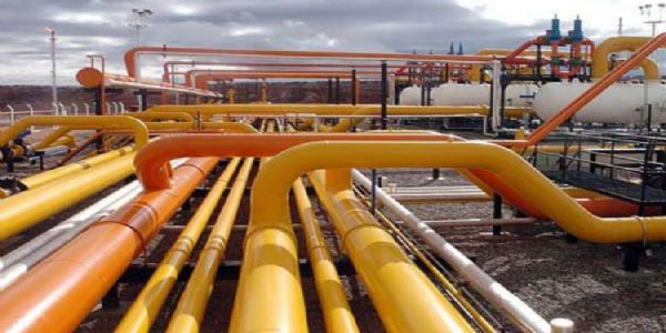 পশ্চিম এশিয়ায় সংকটের আবহেও দেশে জ্বালানি সরবরাহ স্বাভাবিক, পর্যাপ্ত মজুত; জানাল কেন্দ্র