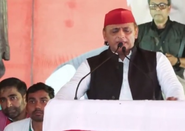 অখিলেশ যাদব