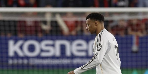 হাঁটুর আঘাতের চিকিৎসার জন্য প্যারিসে রিয়াল মাদ্রিদের এমবাপে