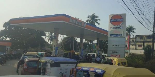 শান্তিরবাজারে পেট্রোল–ডিজেলের কৃত্রিম সঙ্কটের অভিযোগ, প্রশাসনিক হস্তক্ষেপের দাবি