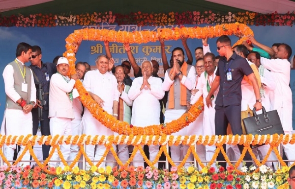 নীতীশ কুমারের রাজনৈতিক সফর: বিধান পরিষদ ছেড়ে রাজ্যসভায় নতুন অধ্যায়