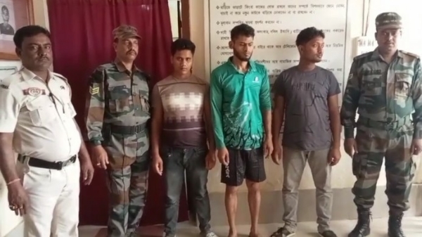 বাংলাদেশি নাগরিক আটক বাংলাদেশি নাগরিক আটক