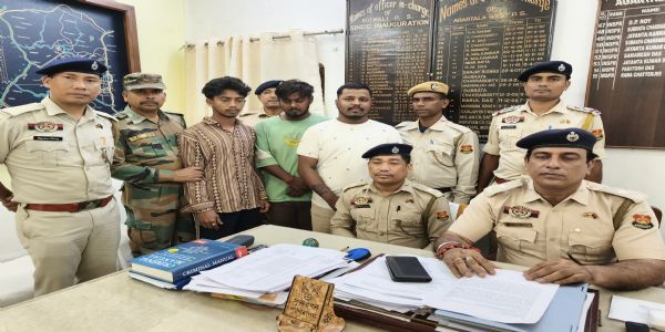 এনজিও-র নাম ভাঙিয়ে হামলা, পুলিশের সাথে দুর্ব্যবহার—গ্রেফতার ৩ যুবক