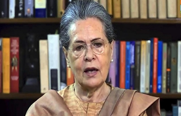 স্থিতিশীল আছেন সোনিয়া গান্ধী, রয়েছেন চিকিৎসকদের পর্যবেক্ষণে