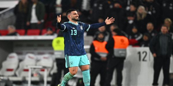 আন্তর্জাতিক প্রীতি ম্যাচ: চারবারের বিশ্ব চ্যাম্পিয়নরা জিতেই চলছে