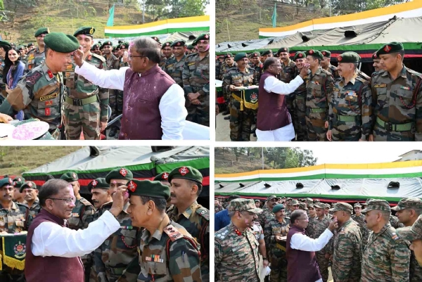 রাজ্যপালের হোলি খেলার বিভিন্ন মুহূর্ত