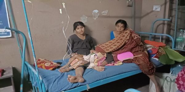 শান্তিপুরে বসন্ত উৎসবে খিচুড়ির কড়াই উল্টে আহত শিশু-সহ একাধিক