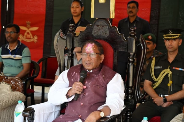 বক্তব্য পেশ করছেন রাজ্যপাল লক্ষ্মণপ্রসাদ আচার্য