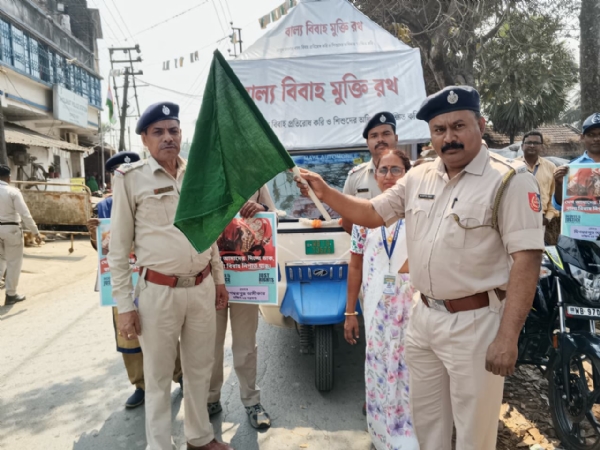 বাল্যবিবাহ রুখতে সচেতনতা পদযাত্রাতে সামিল