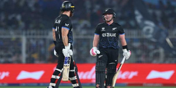 অ্যালেনের বিশ্ব রেকর্ড সেঞ্চুরিতে নিউ জিল্যান্ড দক্ষিণ আফ্রিকাকে হারিয়ে ফাইনালে উঠলl