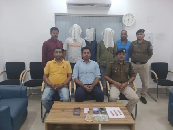 পূর্ব সিংভূমে বিপুল টাকার মাদক সোহো গ্রেফতার তিন যুবক