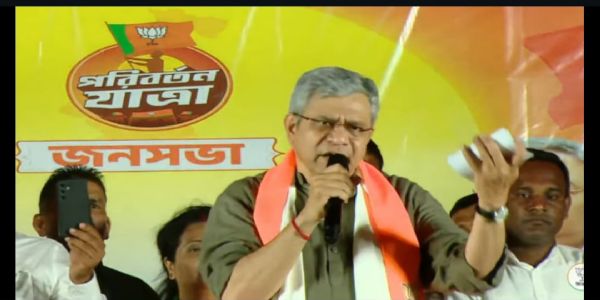 প্রযুক্তিগত শিক্ষা নয়, মাদ্রাসা শিক্ষাই আগে, রাজ্যকে কটাক্ষ অশ্বিনী বৈষ্ণবের