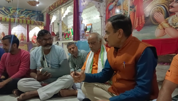 বিশ্ব হিন্দু পরিষদের জাতীয় মুখপাত্র বিনোদ বনসল