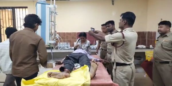 দ্রুতগতির গাড়ির ধাক্কায় খয়েরপুরে গুরুতর আহত ব্যাঙ্ককর্মী