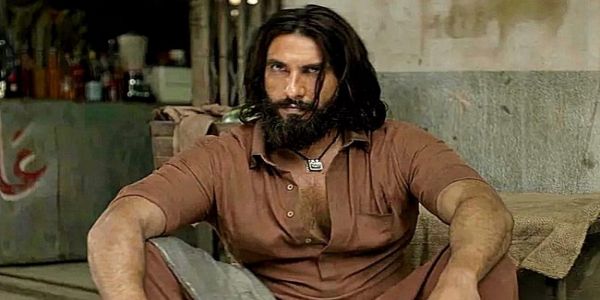 বক্স অফিসে ঝড় ‘ধুরন্ধর ২’-এর, হাজার কোটির দোরগোড়ায় রণবীরের ছবি