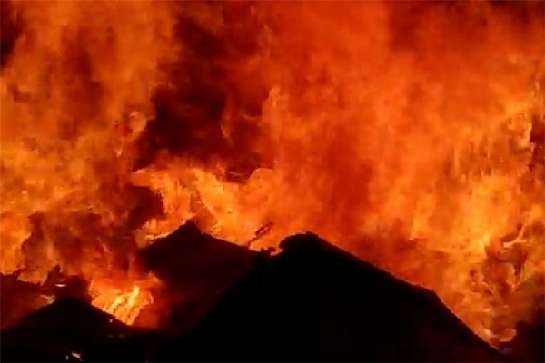 সোনিপথে পাতার থালা-বাটি কারখানায় ভয়াবহ অগ্নিকাণ্ড, লক্ষাধিক টাকার ক্ষতি