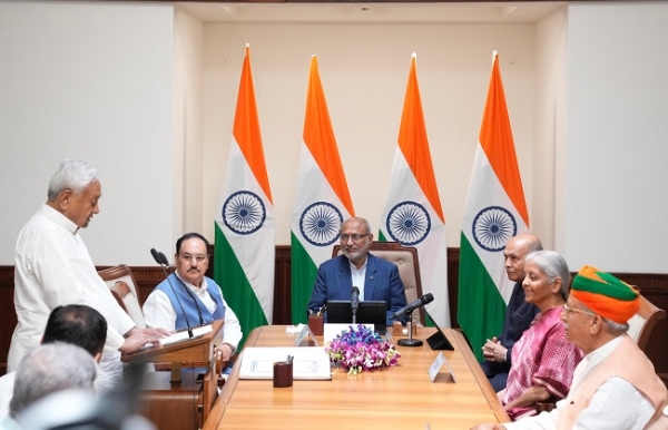 রাজ্যসভায় শপথ নীতীশের, শুভেচ্ছা প্রধানমন্ত্রীর