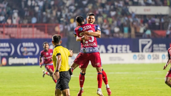 আইএসএল ২০২৫-২৬: শেষ মুহূর্তে গোলুইয়ের গোলে মুম্বাই সিটির বিপক্ষে জামশেদপুর পয়েন্ট পেল,উঠে এলো দ্বিতীয় স্থানে