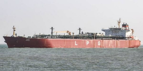 সংঘর্ষবিরতির পর হরমুজ প্রণালী পেরোল ভারতীয় জাহাজ ‘জগ বিক্রম’, জ্বালানি সরবরাহে স্বস্তির ইঙ্গিত