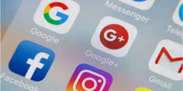 নির্বাচনী প্রচারের ভোলবদল, এখন প্রধান হাতিয়ার সামাজিক মাধ্যম