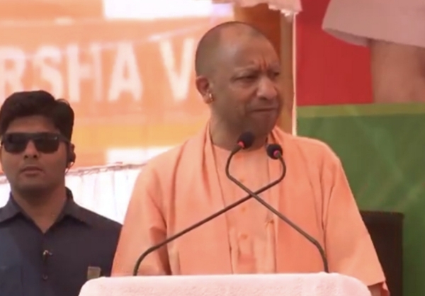 পশ্চিমবঙ্গে পরিবর্তনের ডাক, তৃণমূলের বিরুদ্ধে তীব্র আক্রমণ যোগী আদিত্যনাথের