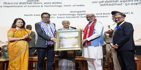 জনজাতি সমাজ প্রাচীন সংস্কৃতি সযত্নে সংরক্ষণ করে আসছে : উপরাষ্ট্রপতি