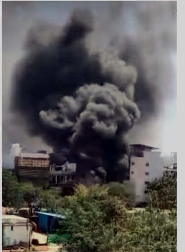 গুরুগ্রামের নির্ভানা কান্ট্রি সোসাইটির পাশে ভয়াবহ অগ্নিকাণ্ড