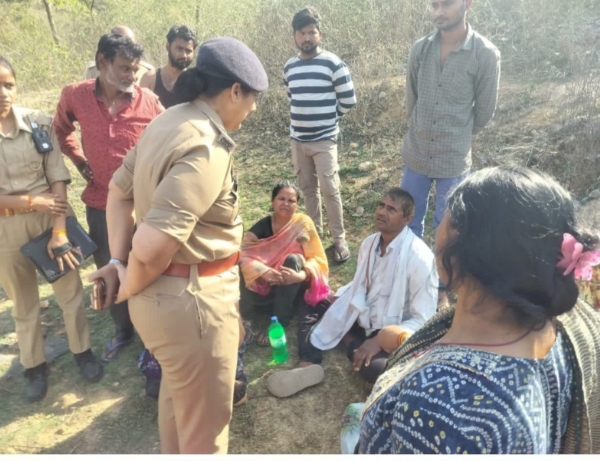 মাহোবায় রহস্যজনকভাবে উদ্ধার এক তরুণীর মৃতদেহ মাহোবায় রহস্যজনকভাবে উদ্ধার এক তরুণীর মৃতদেহ
