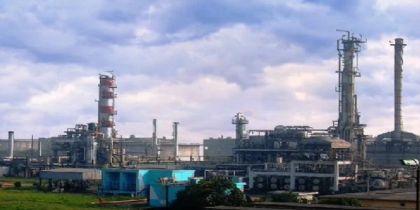 বাংলাদেশে কাঁচা তেলের সংকট, উৎপাদন বন্ধ চট্টগ্রামের ইস্টার্ন রিফাইনারি লিমিটেডের দুটি ইউনিটে